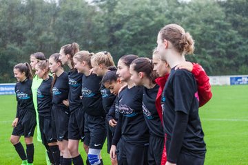 Bild 136 - B-Juniorinnen SV Henstedt Ulzburg - MSG Steinhorst Krummesse : Ergebnis: 4:0